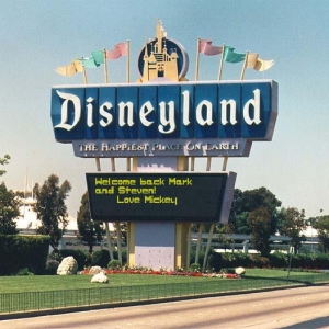 disneyland-sign-generator