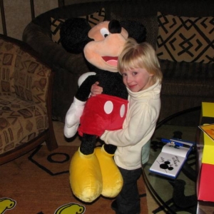 Walt Disney World Florist Mickey's Welcome