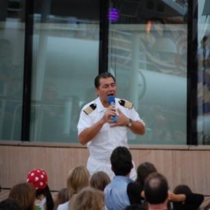 Cruise Director Peter