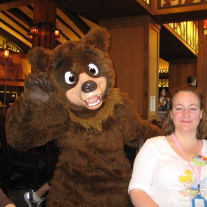 DIS Ladies at Disneyland