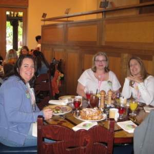 DIS Ladies at Disneyland - Saturday 3/7/2009