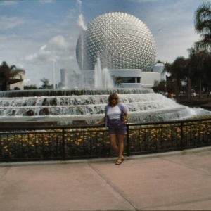 Epcot - fountain