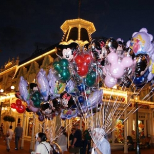 Main Street Balloons