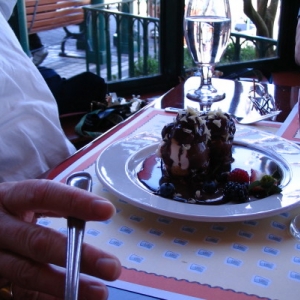 Profiteroles at Chefs de France