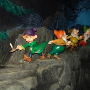 Fantasyland-Disneyland-34