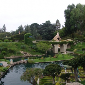 Fantasyland-Disneyland-63