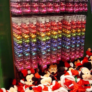 Days_of_Christmas_Store_029