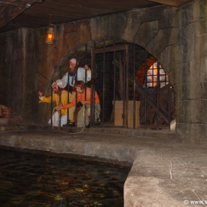 Pirates_of_Caribbean_Ride_31