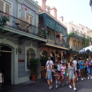 New-Orleans-Square-15