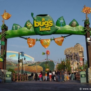 a_bugs_land_01