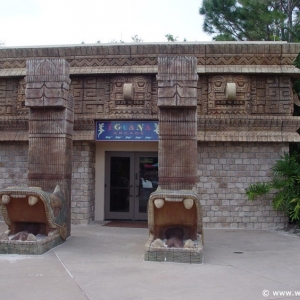 Coronado_Springs_Resort_Pool_28