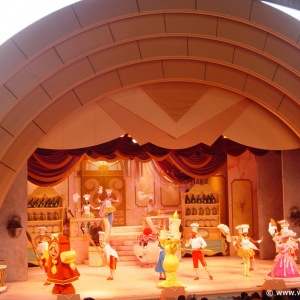 Beauty_and_the_Beast_Stage_Show_12