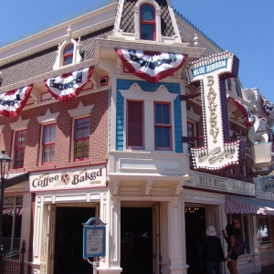 Main-Street-USA-DL-74