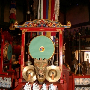 Expedition_Everest_Shop_02
