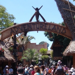 Adventureland-01