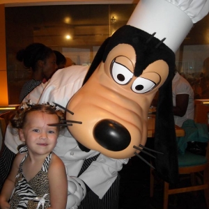 Chef Mickey's with Goofy n Ellie