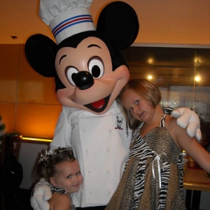 Chef Mickey's w/ Mickey Kaylyn n Ellie