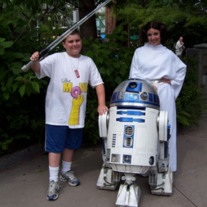 withr2leia