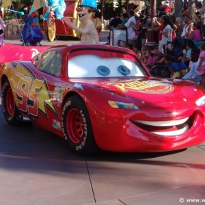 Pixar_Play_Parade_02