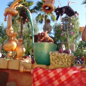 Pixar_Play_Parade_21