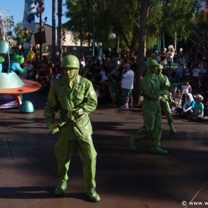 Pixar_Play_Parade_33