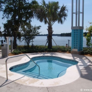 Bay_Lake_Tower_Pool_08