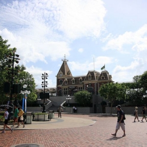 Hong Kong Disneyland - Main Street - Train Station