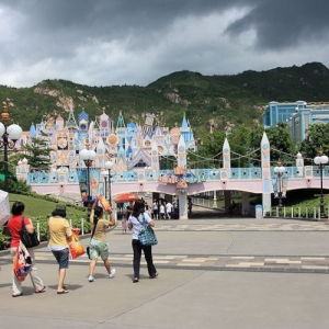 Hong Kong Disneyland - It's a Smallworld