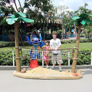 Hong Kong Disneyland - Photo Op Stitch