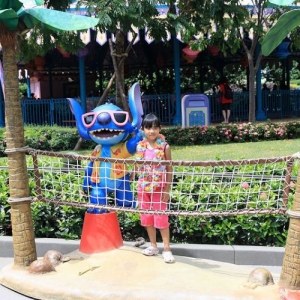 Hong Kong Disneyland - Photo Op Stitch