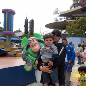 Buzz in Tommorrowland