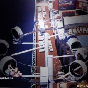 Disney Dream AquaDuck Slide 02