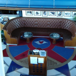 Italian made ship = sports car type ship's wheel