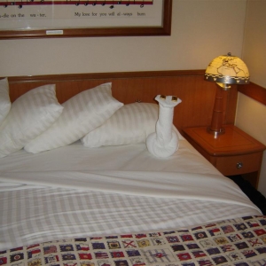 Towel Serpent (with chocolate eyes!)