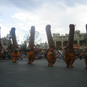 MK