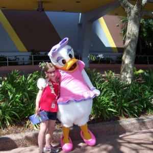 Emma & Daisy Duck