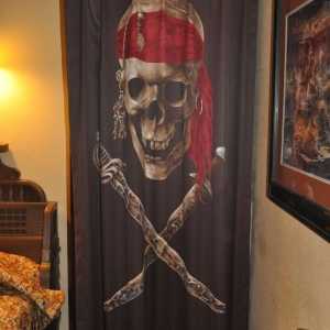 caribbean_beach_pirate_rooms003