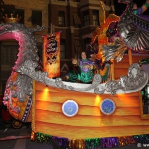 Universal_Mardi_Gras_Parade_128