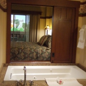 Bathroom_to_Balcony_424x565_