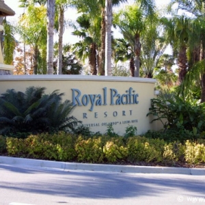 Royal_Pacific_-_23