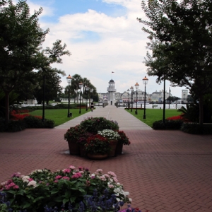 Yacht Club Courtyard - Boardwalk View