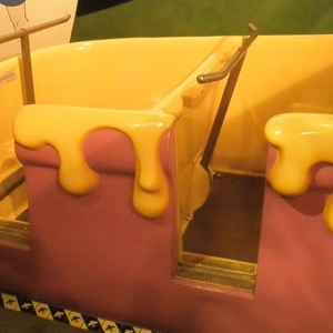 Regular Honey Pot at MK WDW