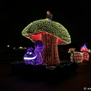 Main-Street-Electrical-Parade-23