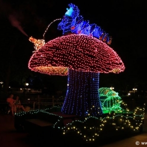 Main-Street-Electrical-Parade-28