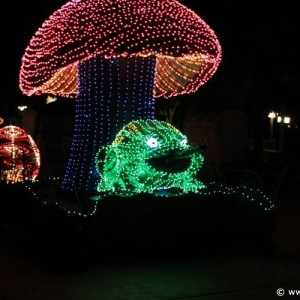 Main-Street-Electrical-Parade-31