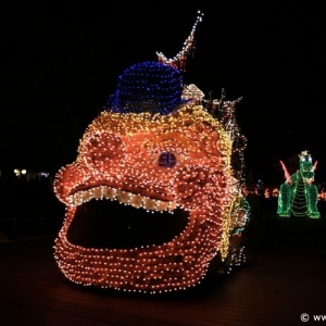 Main-Street-Electrical-Parade-78