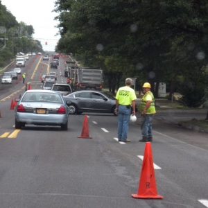 Orange_cone_with_construction_worker