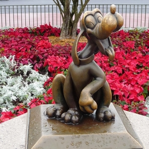Pluto1