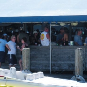 Lively_Pub