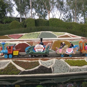 CaseyJrCircusTrain_at_Disneyland_JPG